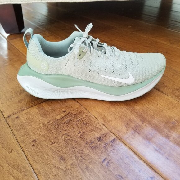 Nike ReactX Infinity Run 4 Men's Size 9.5 Oil Green Tennis Shoe New without box - Picture 1 of 8